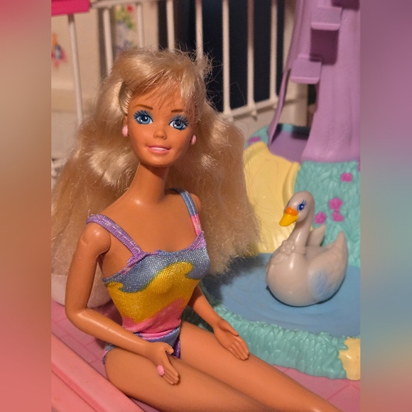 1990 Bathtime Fun Barbie - Picture 2 of 2